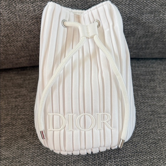 Dior Beauty Pleated Drawstring White Pouch Cosmetic Bag New Authentic - Picture 5 of 17